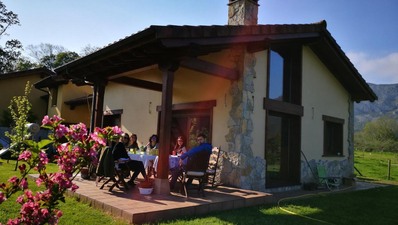 Casas Rurales Entrecastanos Onís 외부 사진