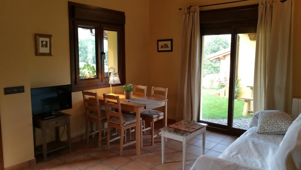 Casas Rurales Entrecastanos Onís 외부 사진