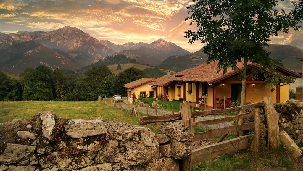 Casas Rurales Entrecastanos Onís 외부 사진