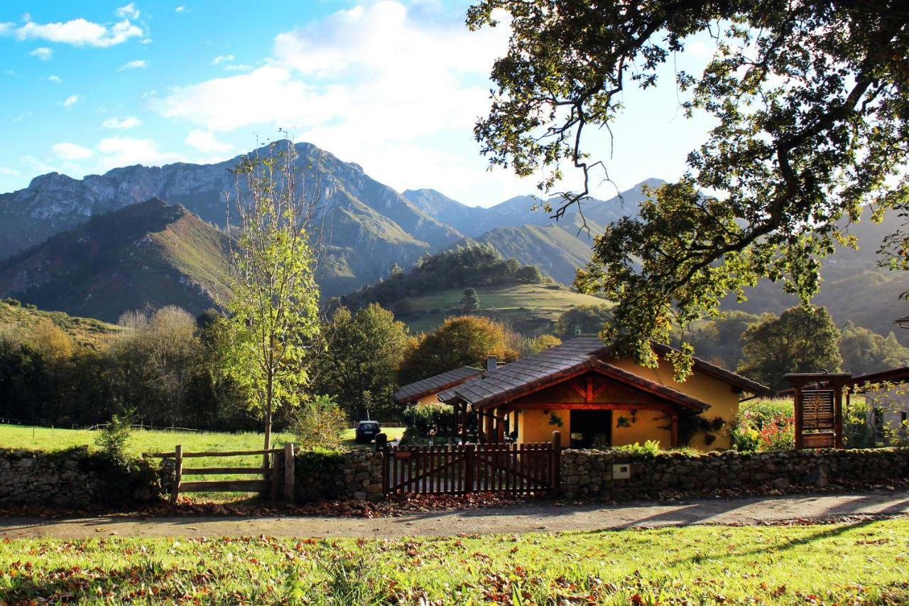 Casas Rurales Entrecastanos Onís 외부 사진